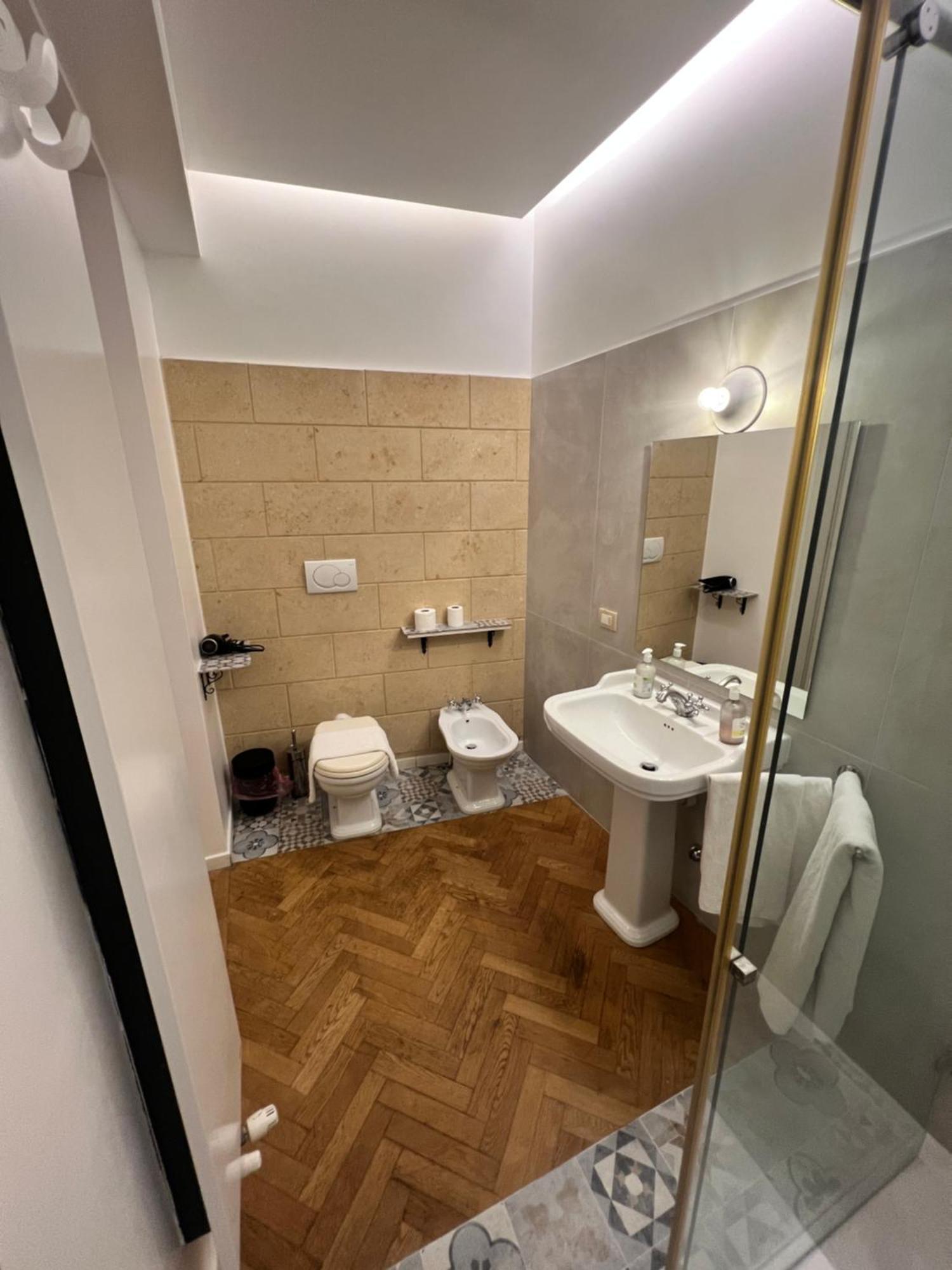 Room Verona Ai Duchi Bagian luar foto